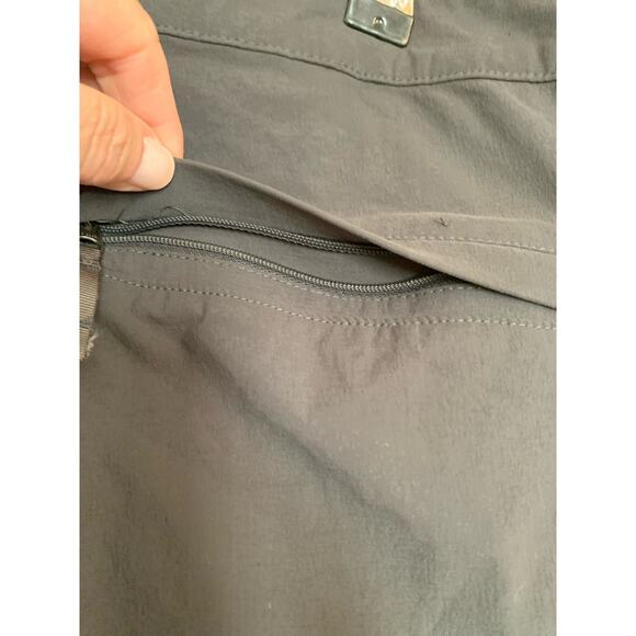 The North Face Cargo Short 8" inseam Grayish Blue Multi Pocket Men's Size 34 - Picture 8 of 9